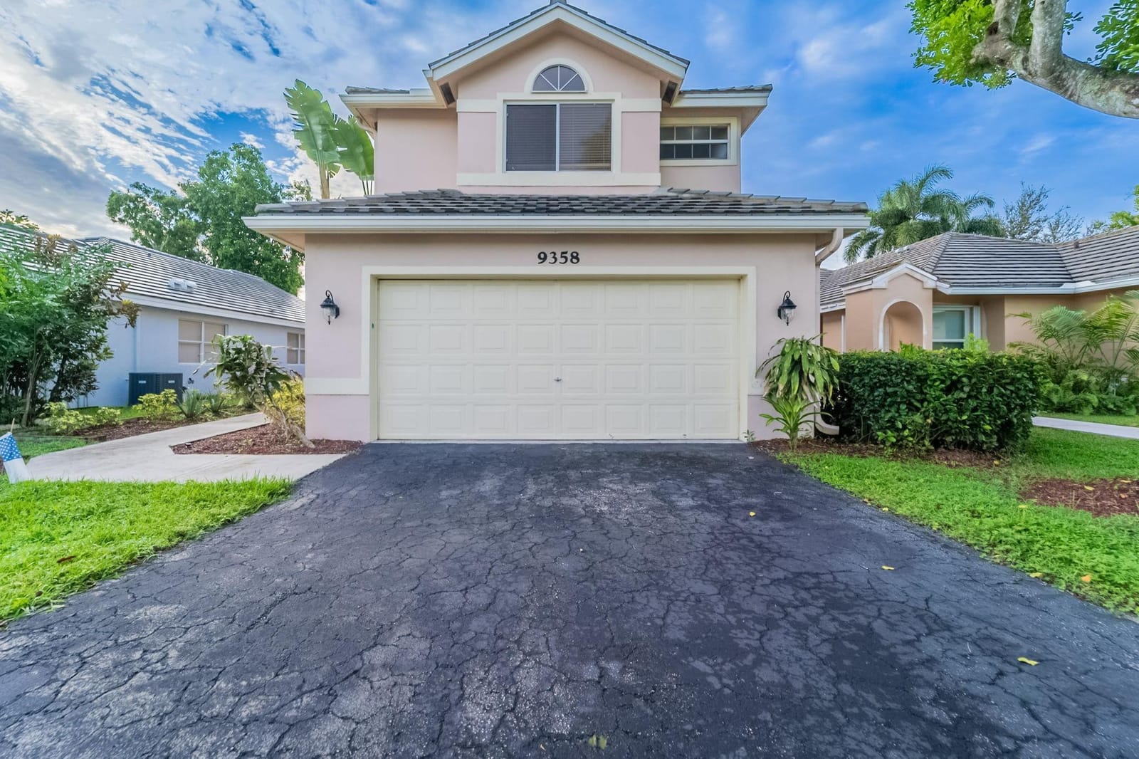9358 Arborwood Circle — photo 2