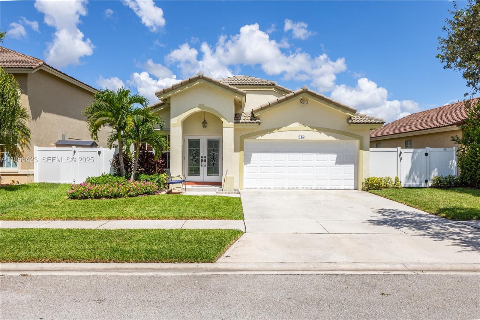 445 SW 205th Avenue, Pembroke Pines, FL 33029