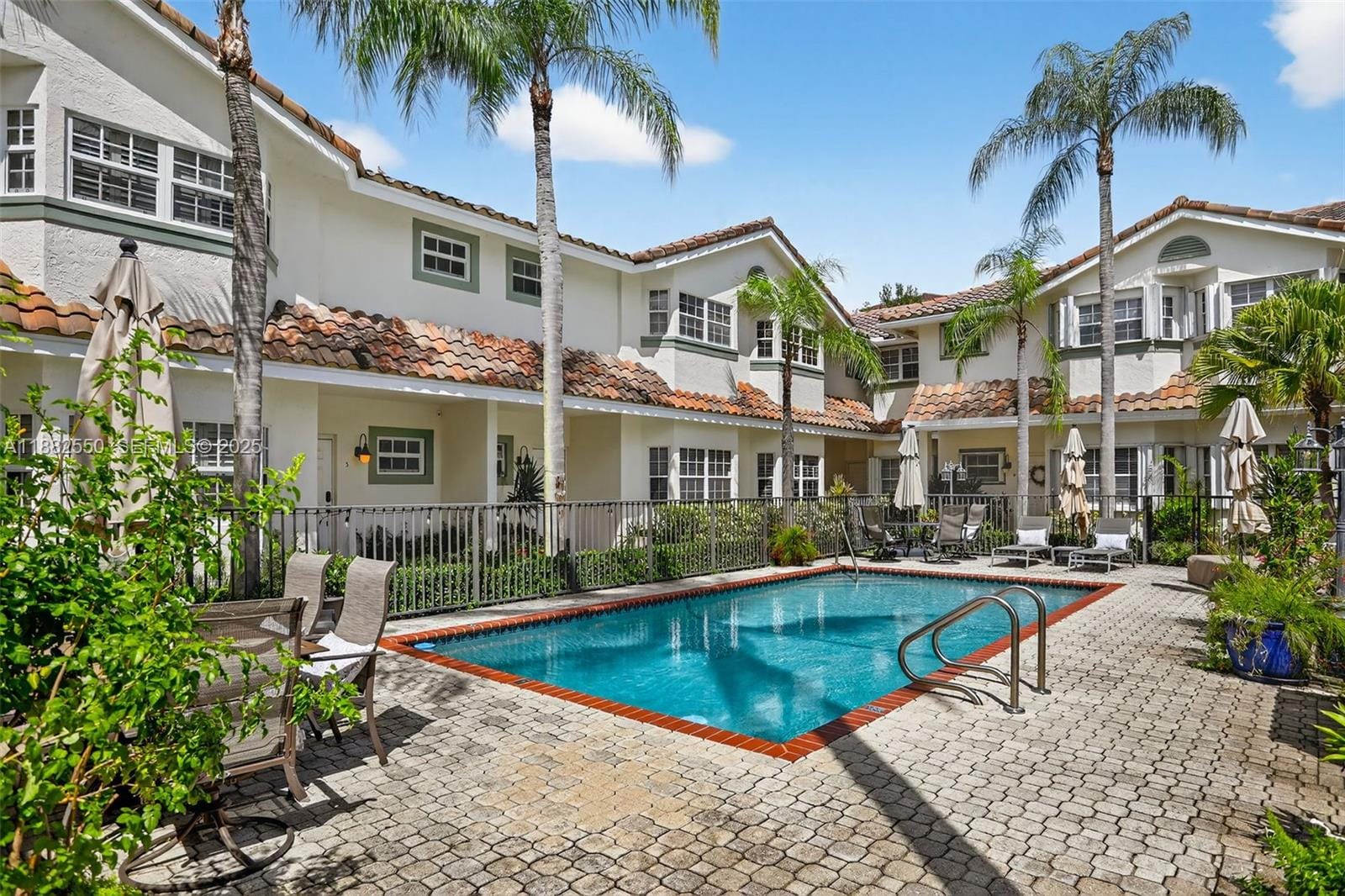 633 NE 9th Avenue 2, Fort Lauderdale, FL 33304