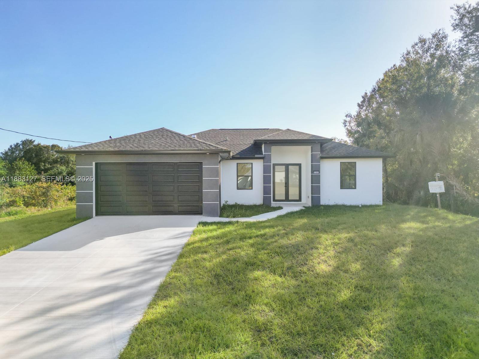 3405 73rd Street W, Lehigh Acres, FL 33971