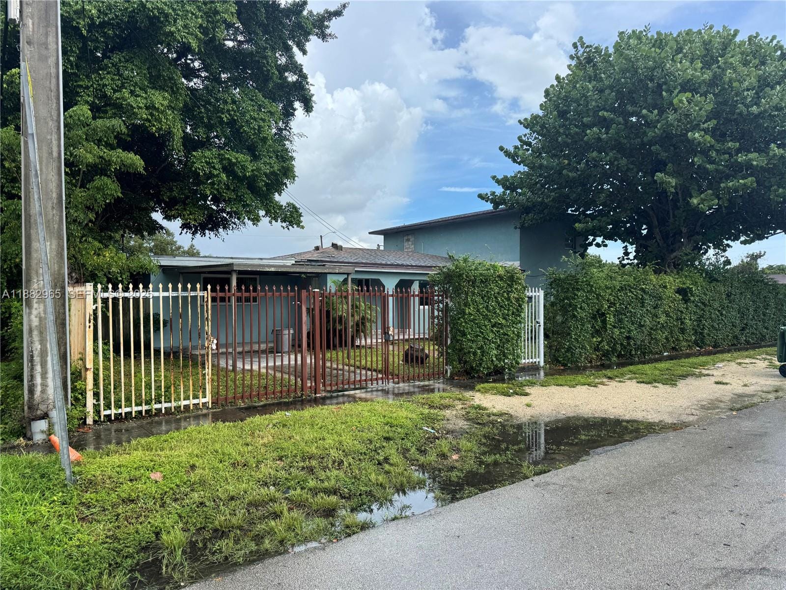 3 bedroom home for sale at 825 35th, Hialeah, FL 33013 — $599,000