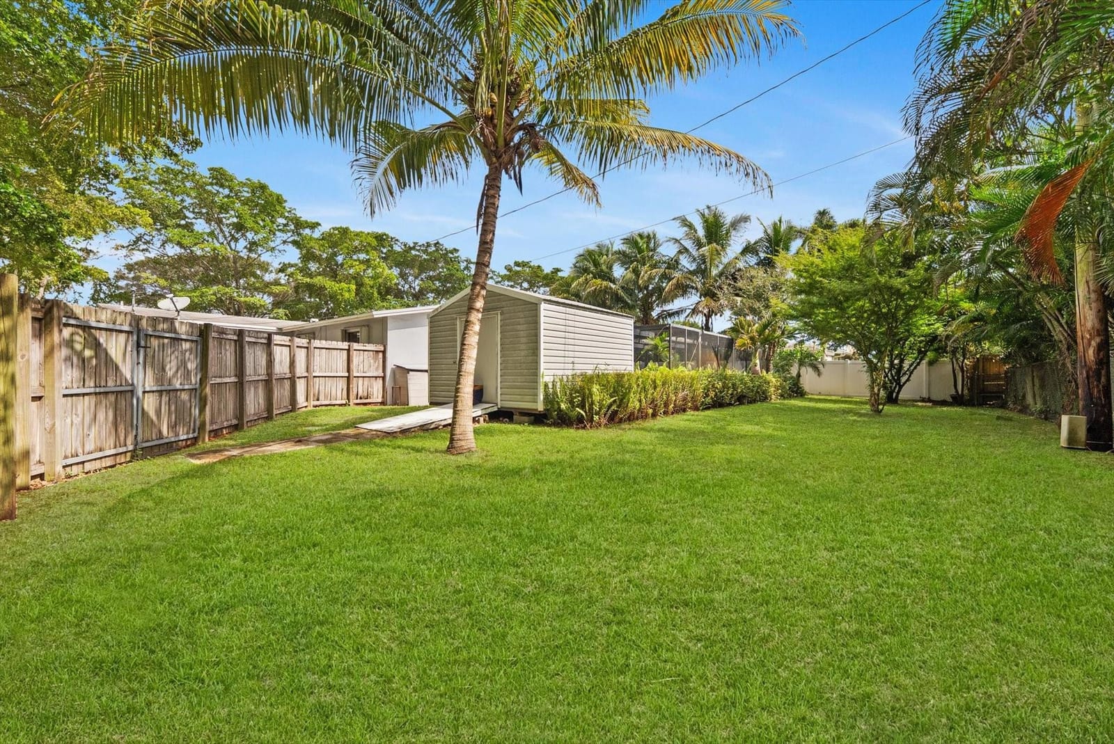 5672 SW 2nd Street, Plantation, FL 33317 photo 17