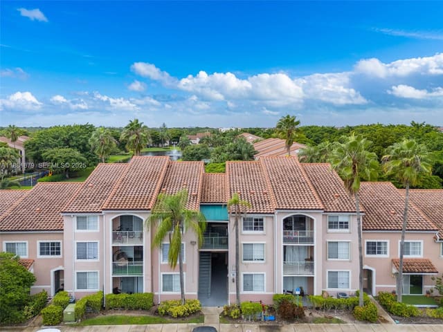 12178 Saint Andrews Place 205, Miramar, FL 33025