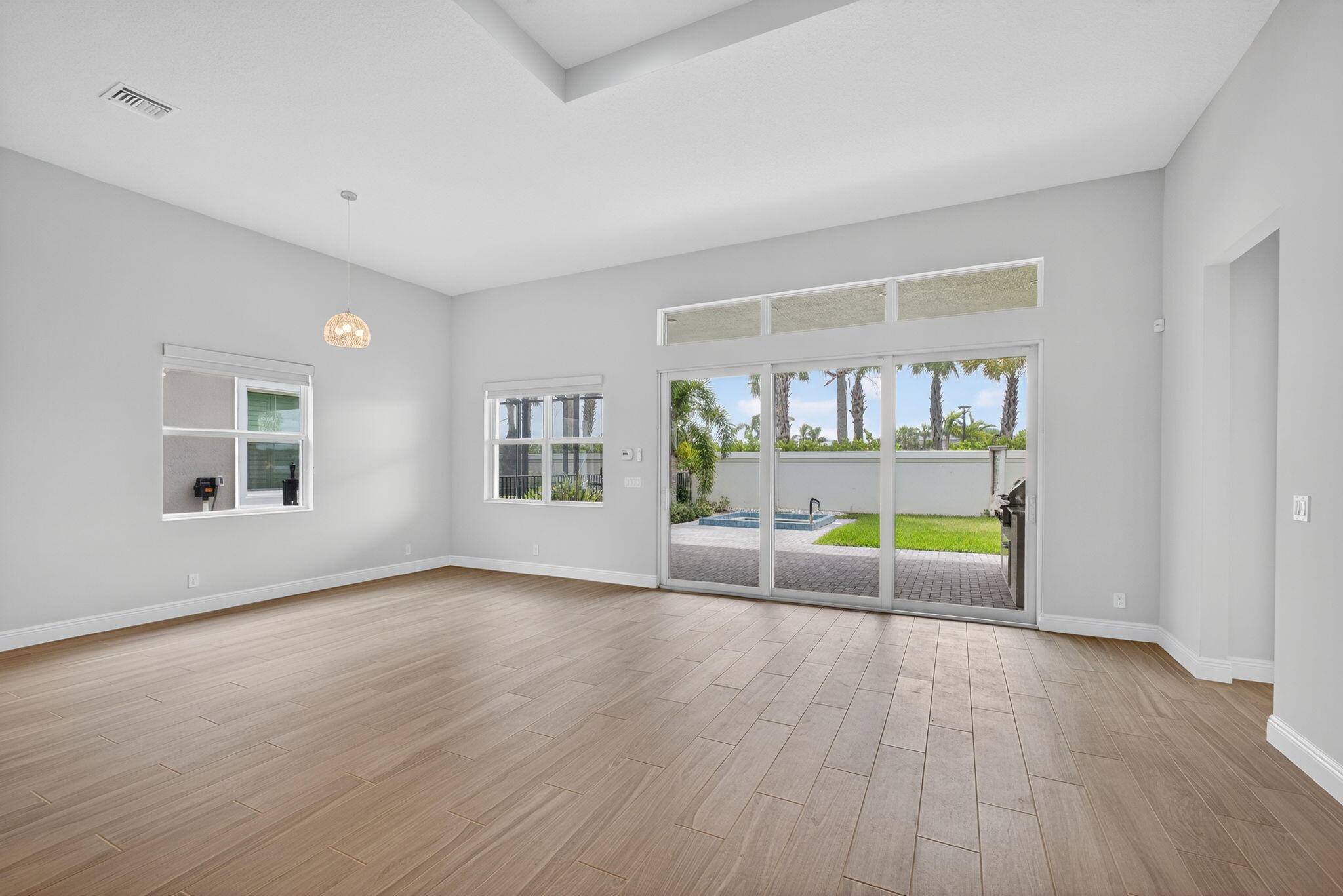 9901 Regency Way — photo 2