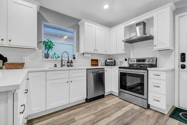 1048 Island Manor Drive, sold in Island Of River Bridge, Greenacres, FL