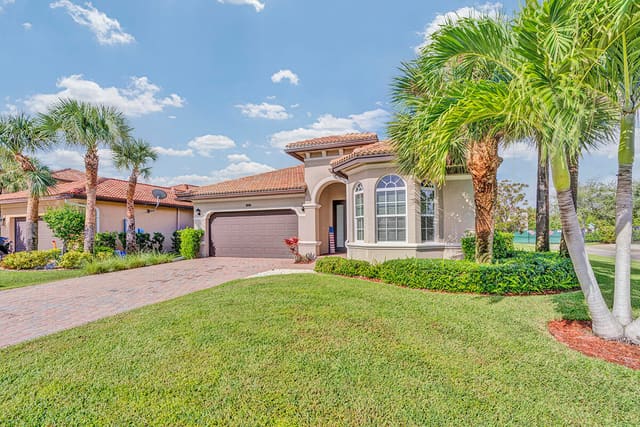 7077 Damita Drive, sold in Vista Lago, Lake Worth, FL