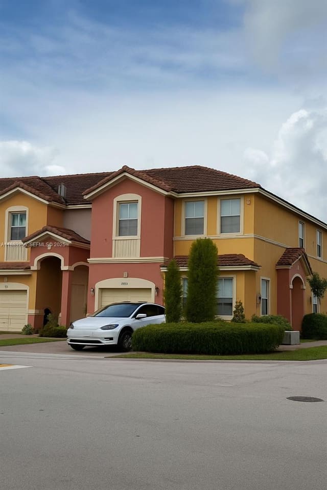 7838 SW 166th Place, sold in Kendalland, Miami, FL