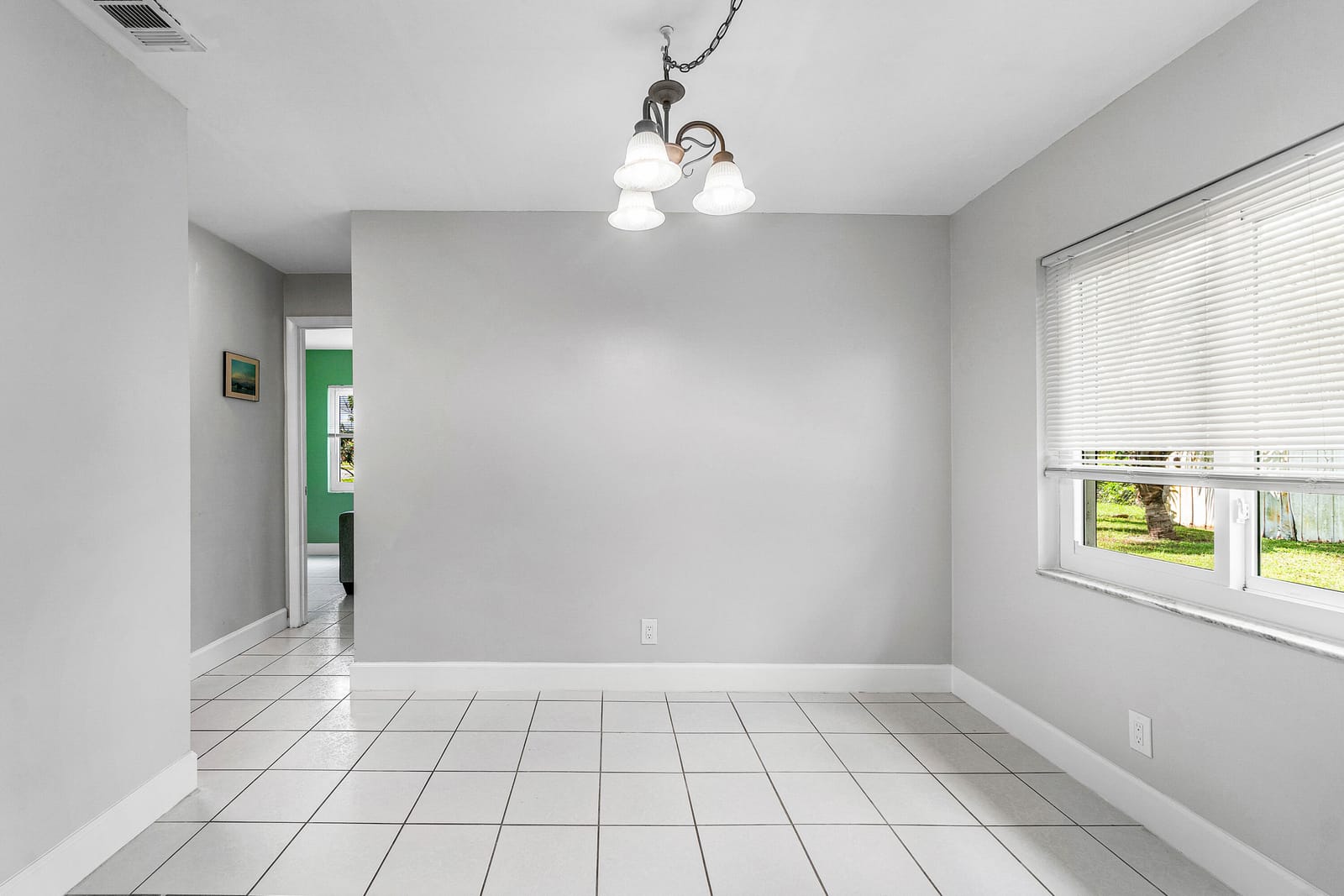1179 Fernlea Drive — photo 8