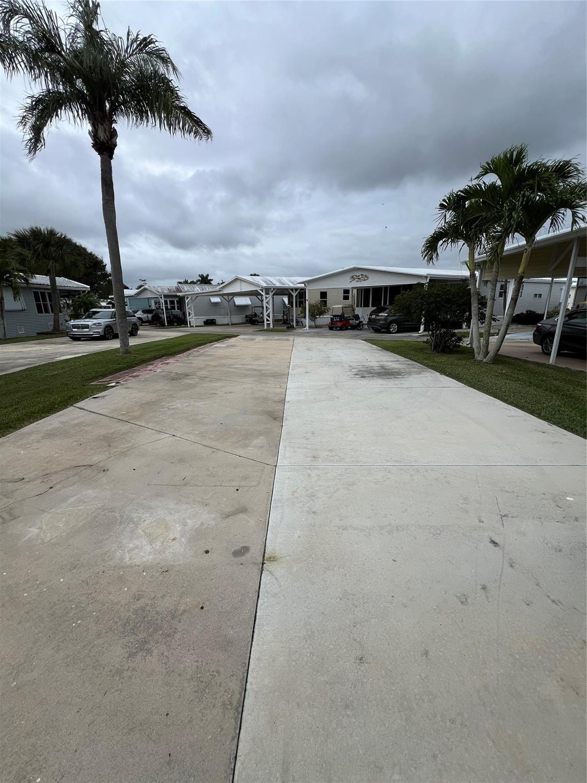 5327 SE 65th Avenue, Okeechobee, FL 34974