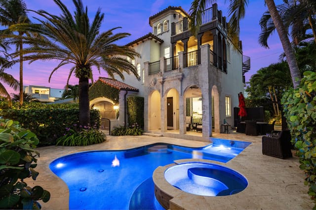 27 Hersey Drive, sold in Shore View, Ocean Ridge, FL
