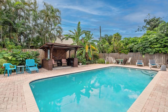 1014 W Broward Street, sold in Lantana Heights 5, Lantana, FL