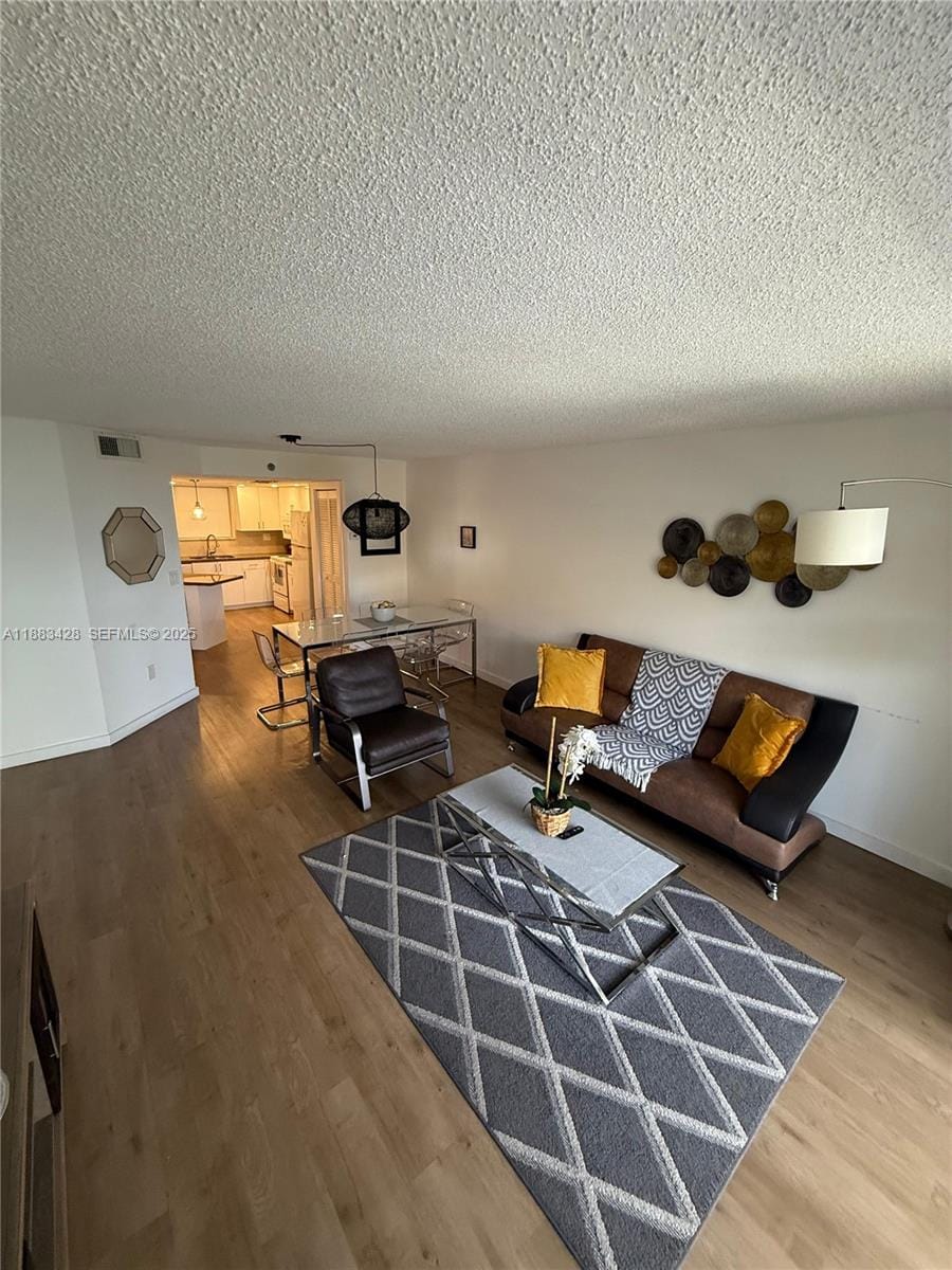 17801 N Bay Road 505 — photo 10