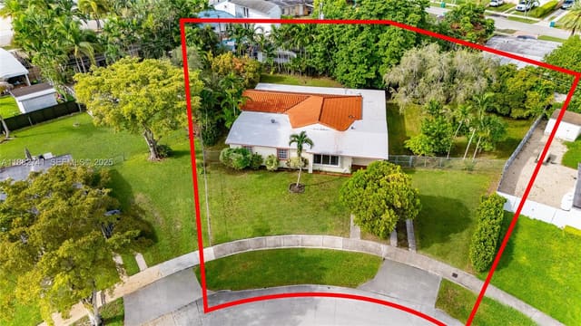 10950 SW 53rd Drive, Miami, FL 33165