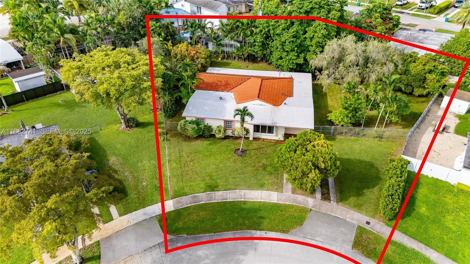 Sold home at 10950 SW 53rd Drive, Miami, FL 33165