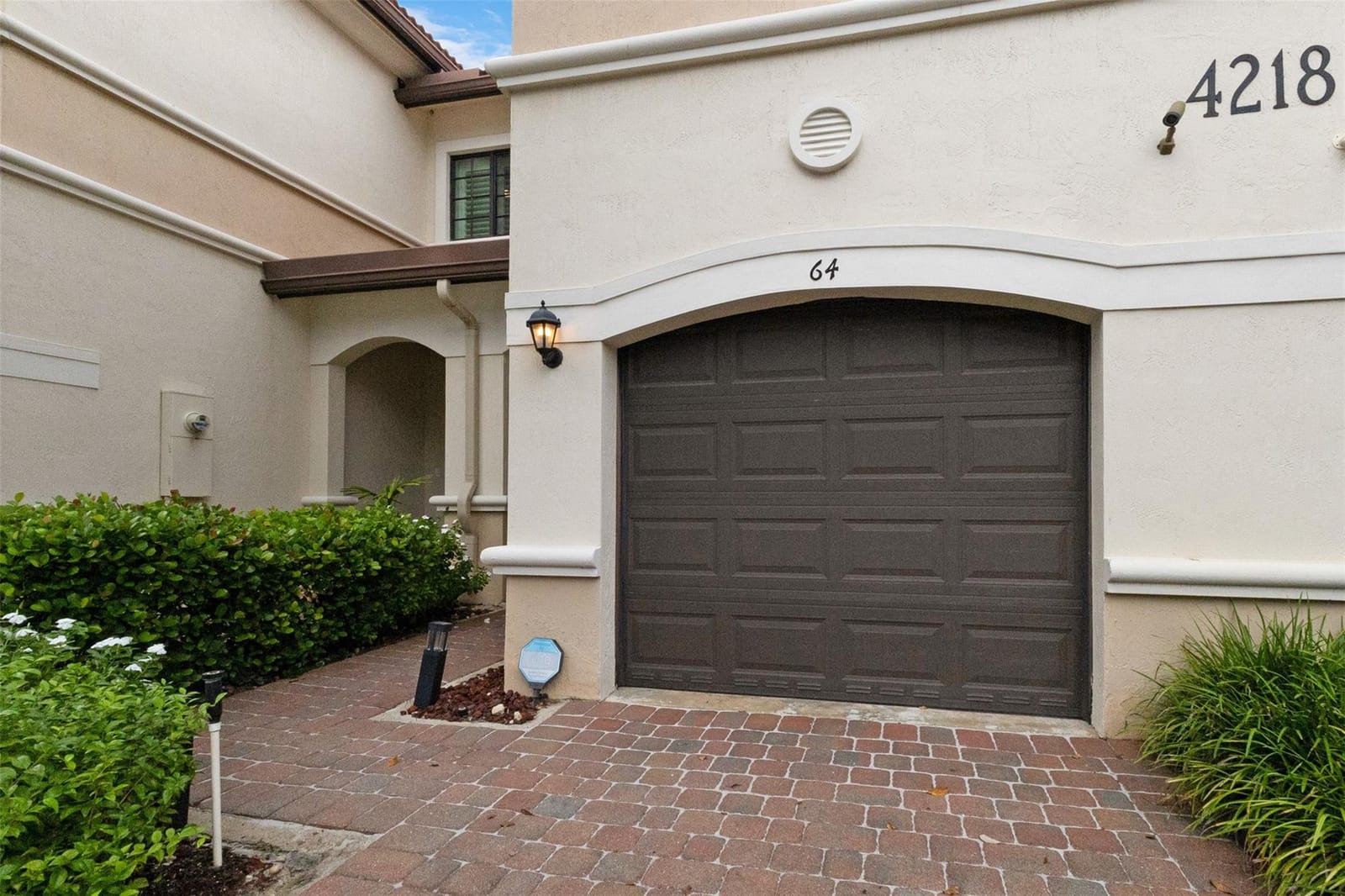 4218 N Dixie Highway 64, Oakland Park, FL 33334 photo 2