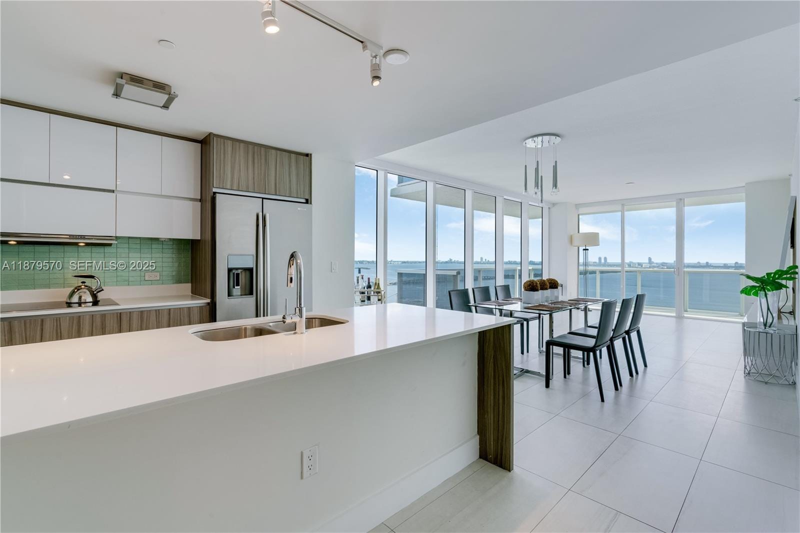 600 NE 27th Street 2801, Miami, FL 33137