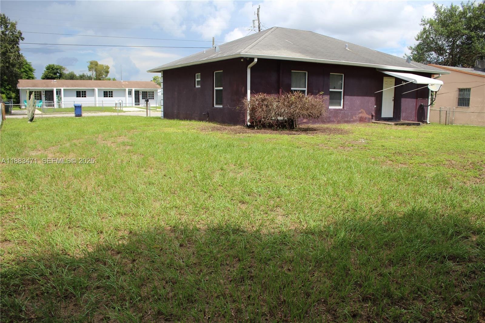 2330 NW 100th Street, Miami, FL 33147 photo 8