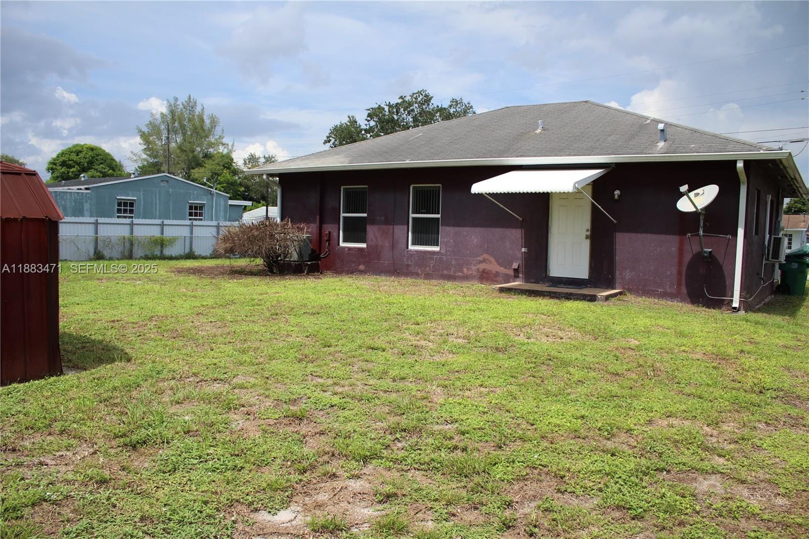 2330 NW 100th Street, Miami, FL 33147 photo 9