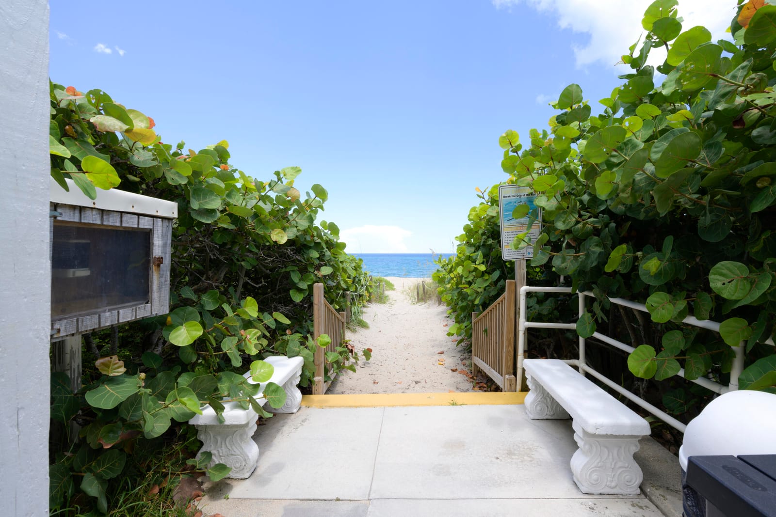 2760 S Ocean Boulevard 213, Palm Beach, FL 33480 photo 17