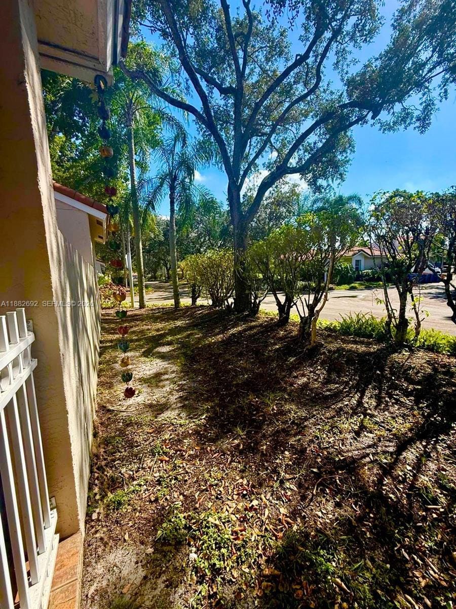 1321 N Seagrape Circle, Weston, FL 33326 photo 12