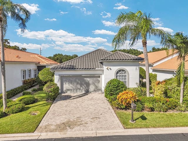 11909 Fountainside Circle, Boynton Beach, FL 33437