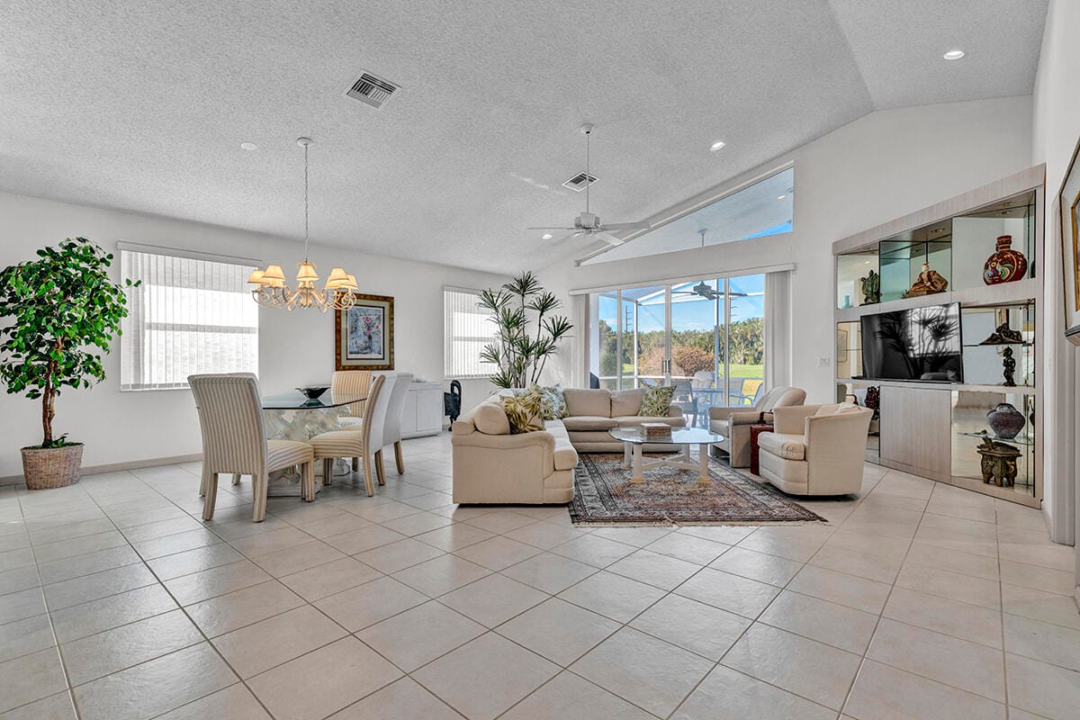 11909 Fountainside Circle, Boynton Beach, FL 33437 photo 6