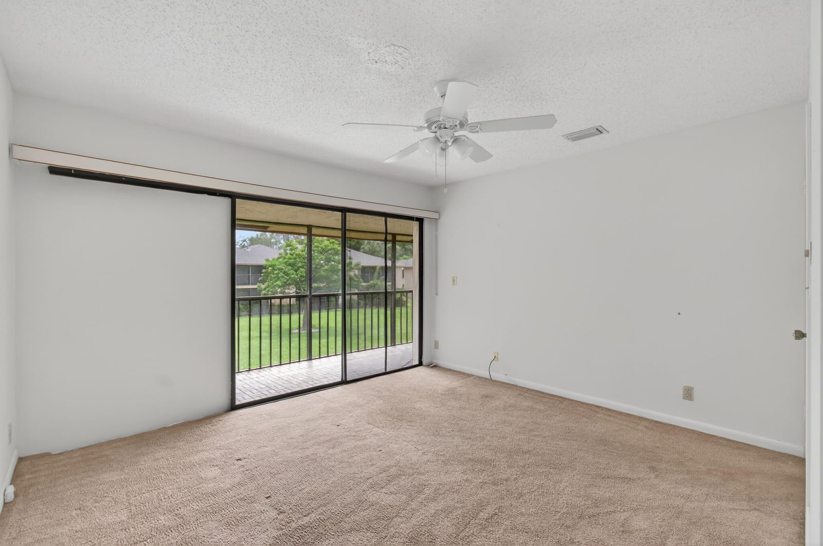 3939 NE 5th Avenue C203, Boca Raton, FL 33431 photo 16