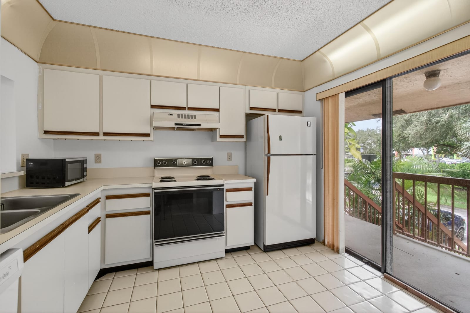 3939 NE 5th Avenue C203, Boca Raton, FL 33431 photo 4