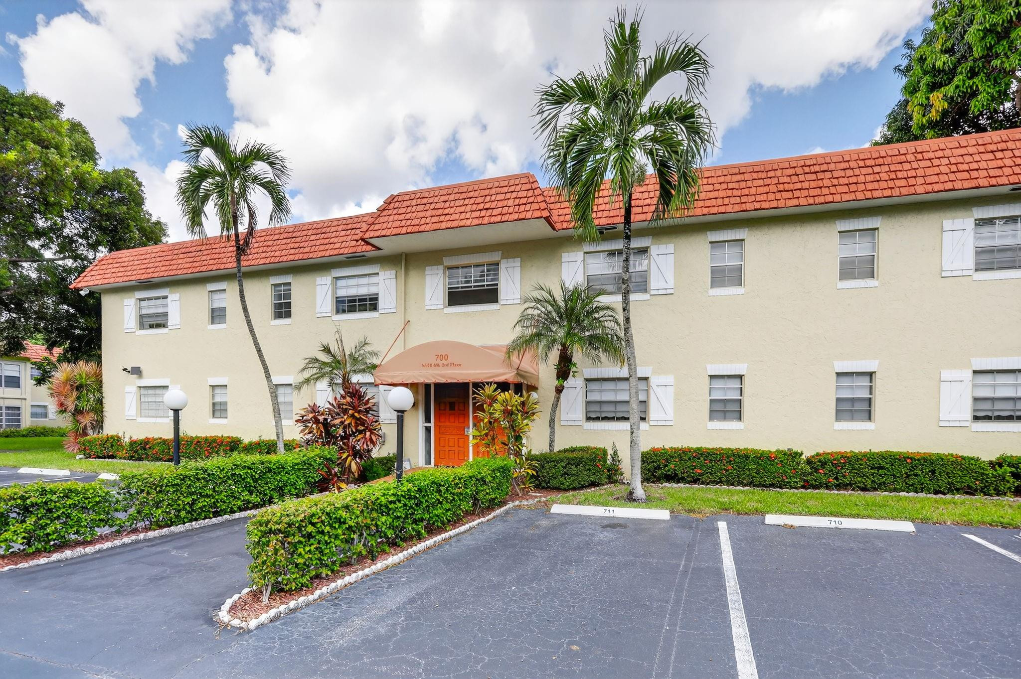 5640 SW 3rd Place 208, Margate, FL 33068, Margate