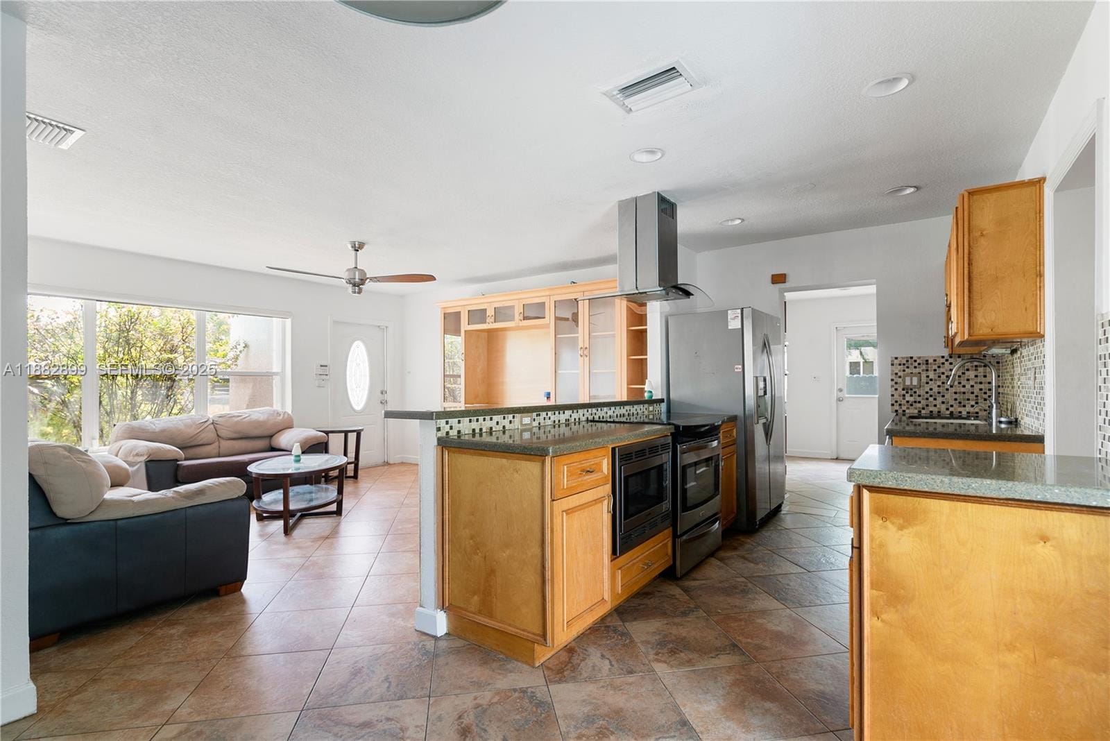 9835 SW 197th Street — photo 4