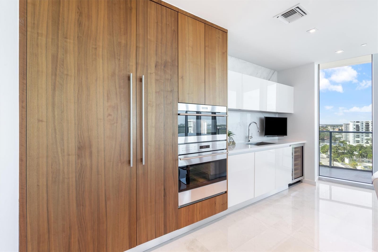 701 N Fort Lauderdale Beach Boulevard 1206 — photo 9