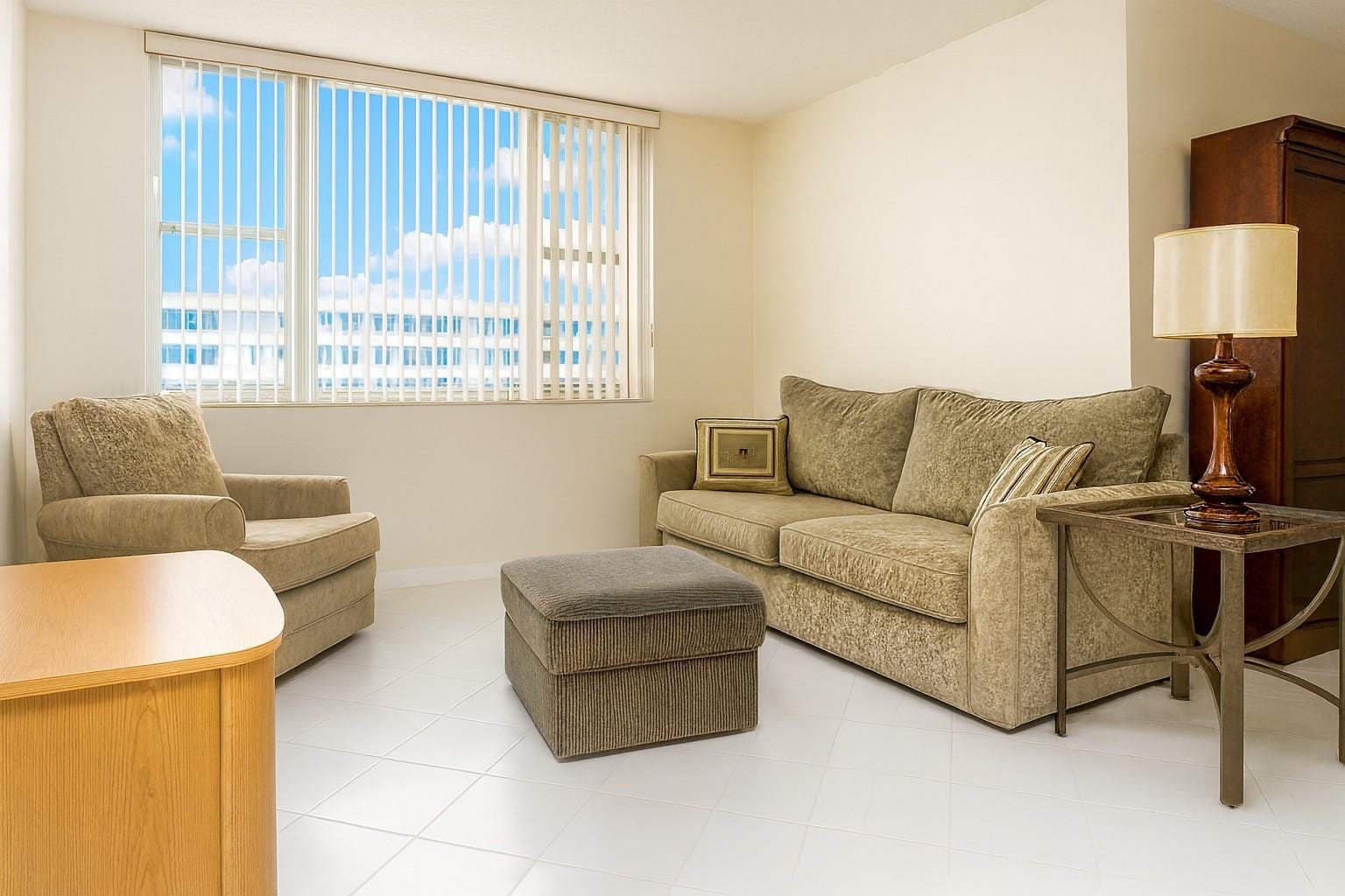 4350 Hillcrest Drive 818, Hollywood, FL 33021 photo 12