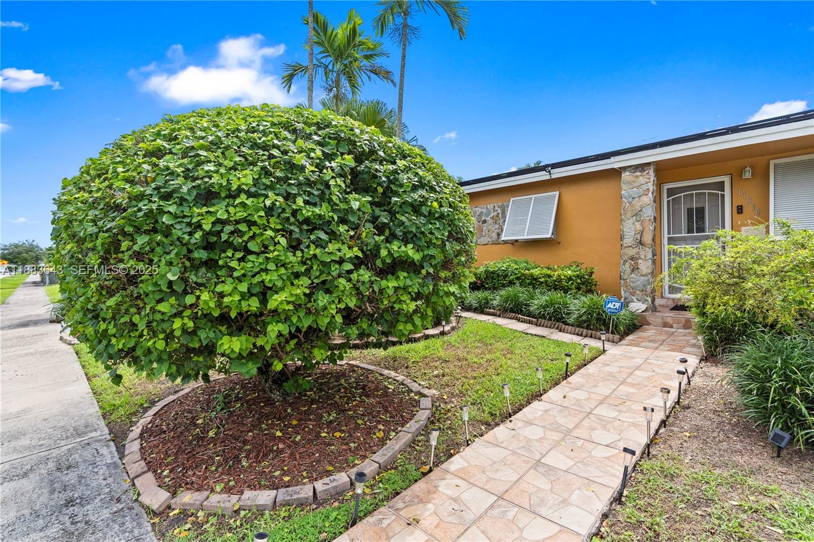 11610 SW 142nd Street, Miami, FL 33176 photo 3