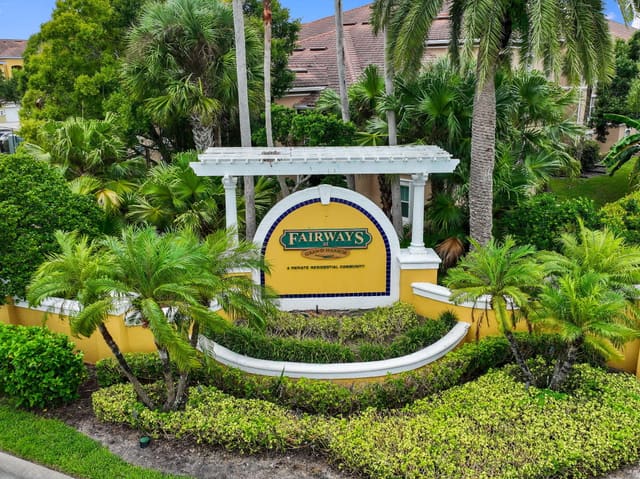 5080 Fairways Circle 102, sold in Fairways At Grand Harbor, Vero Beach, FL