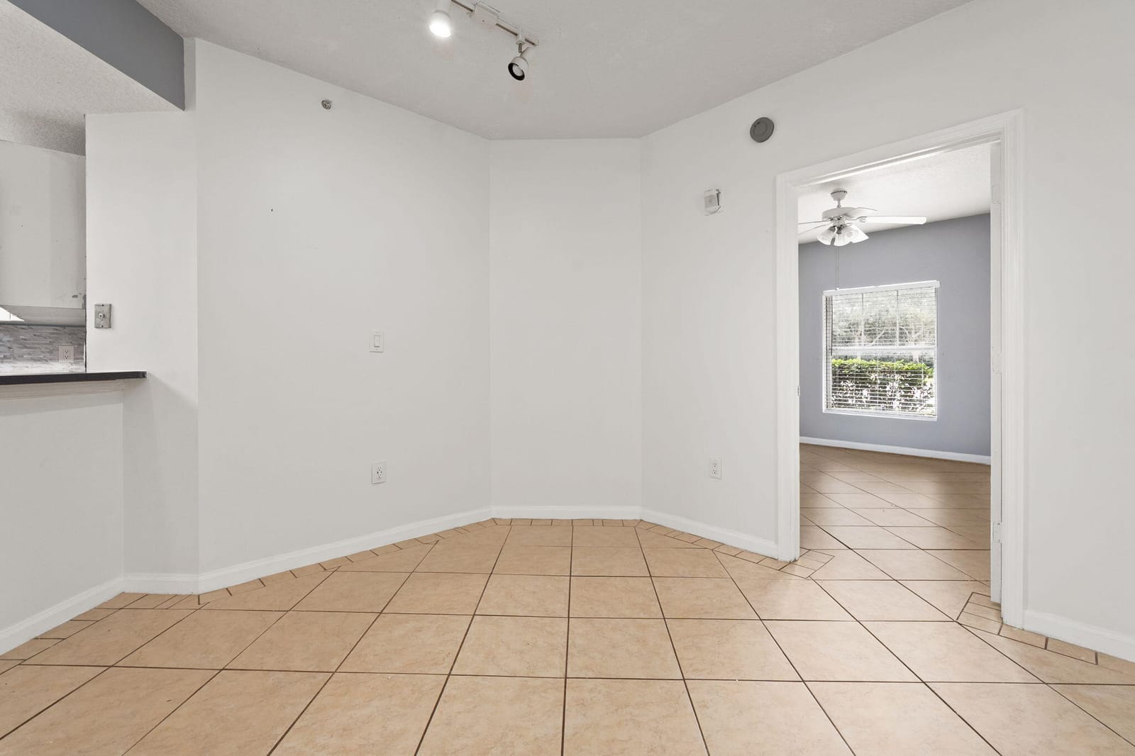 5080 Fairways Circle 102, Vero Beach, FL 32967 photo 11