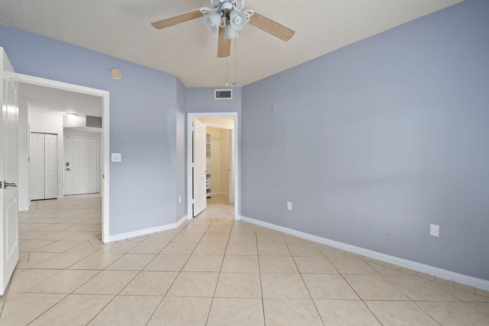 5080 Fairways Circle 102, Vero Beach, FL 32967 photo 15
