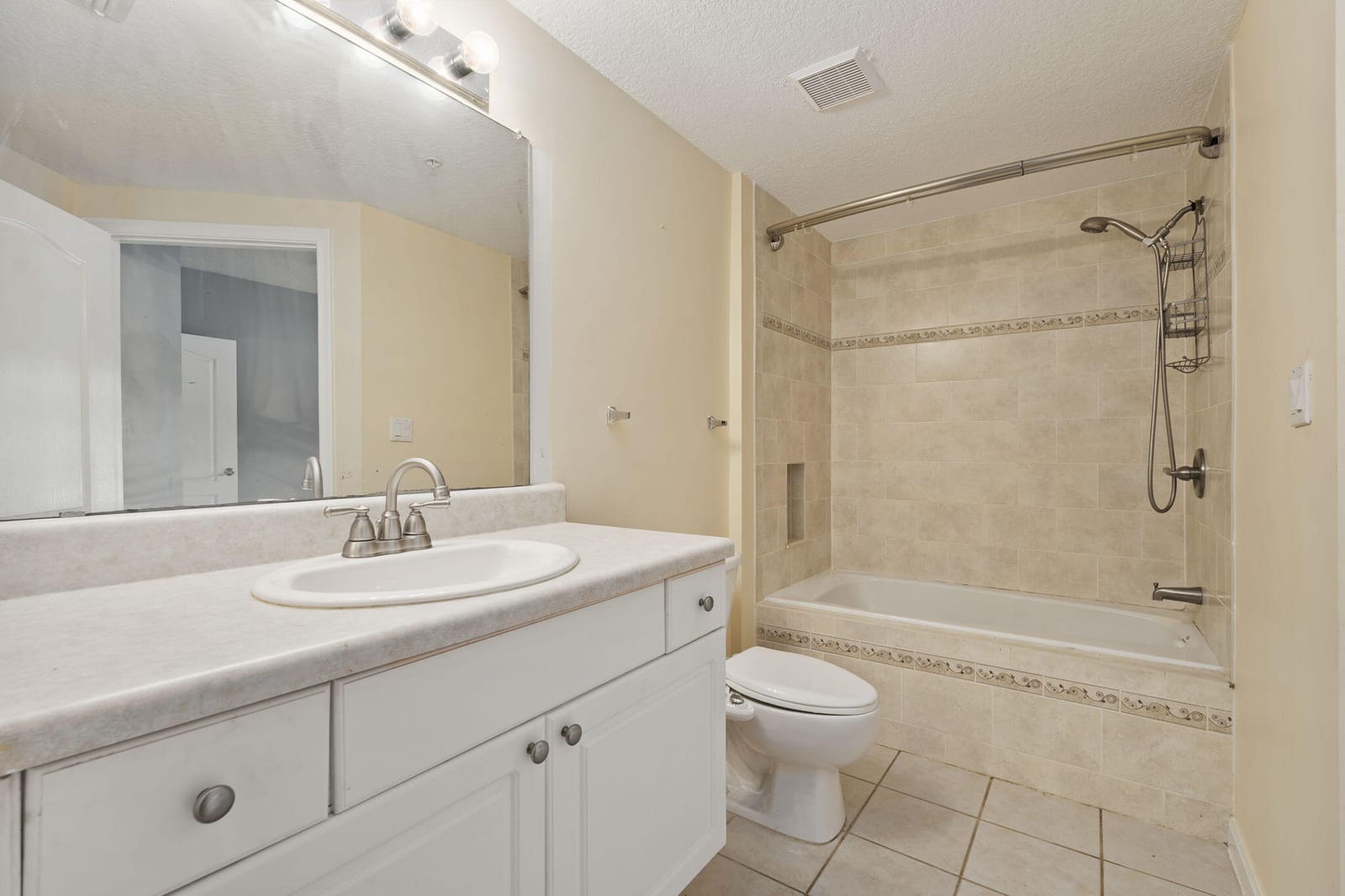 5080 Fairways Circle 102, Vero Beach, FL 32967 photo 17