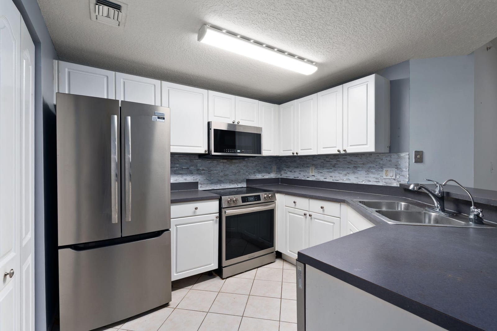 5080 Fairways Circle 102, Vero Beach, FL 32967 photo 8