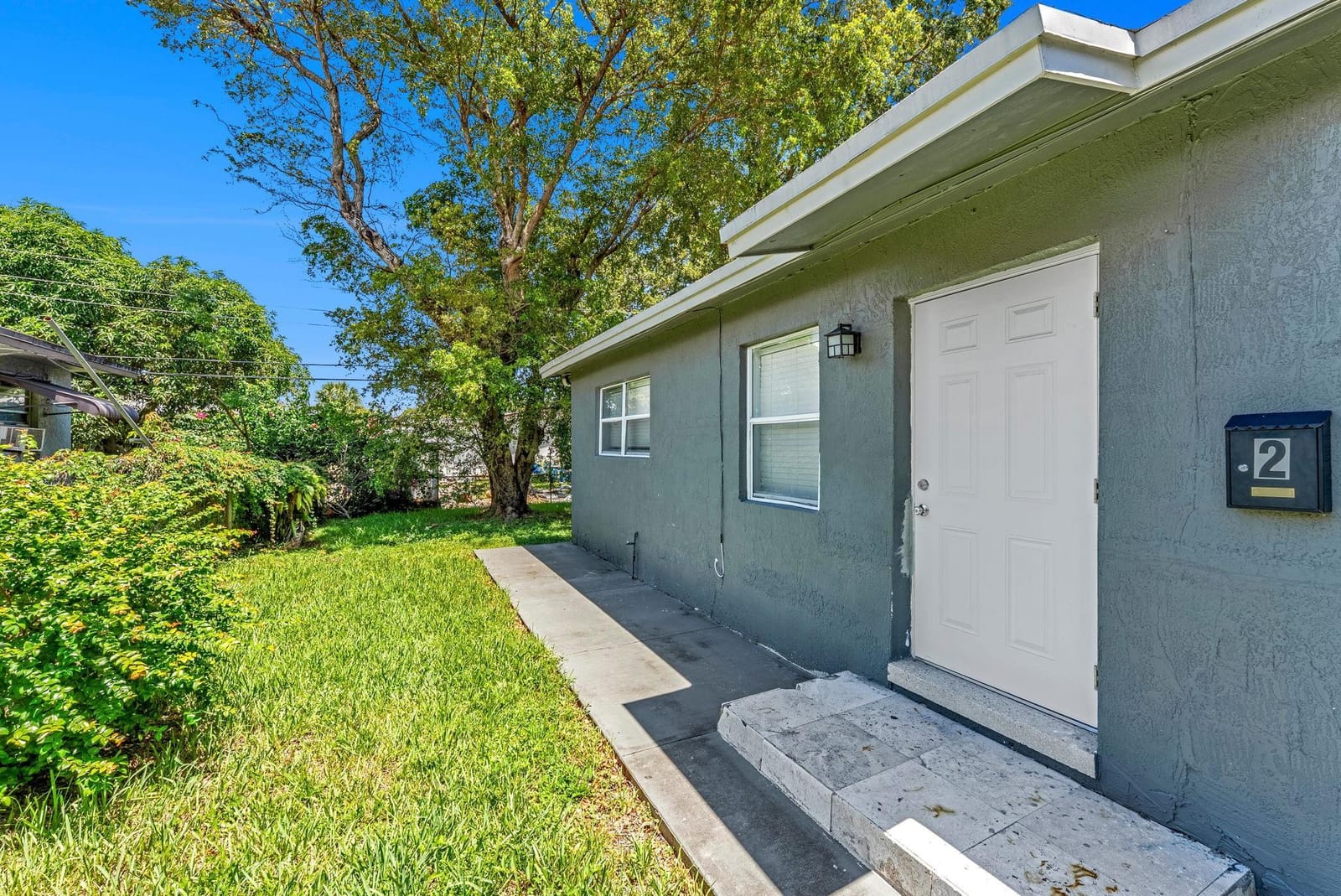 746 SW 4th Street — photo 6
