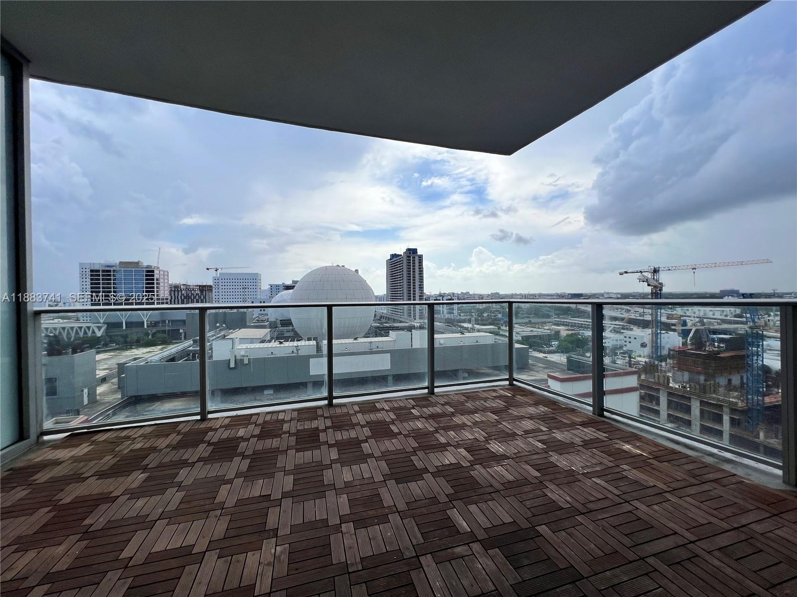 851 NE 1st Avenue 1208, Miami, FL 33132, Miami