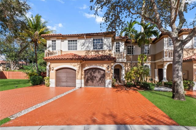 12779 SW 50th Street, sold in Bellagio At Vizcaya, Miramar, FL