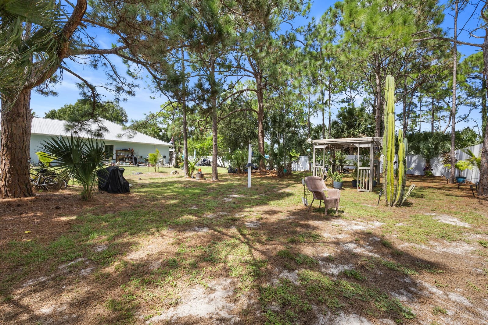 1067 SW Placetas Avenue, Port St. Lucie, FL 34953