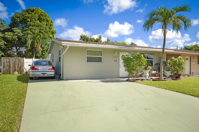 7003 SW 20th Street, sold in Springbank Park, North Lauderdale, FL