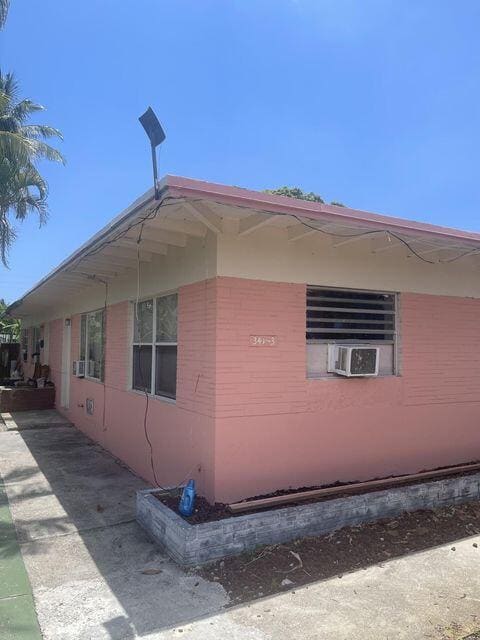 341 SE 3rd Avenue S, sold in Linns, Delray Beach, FL
