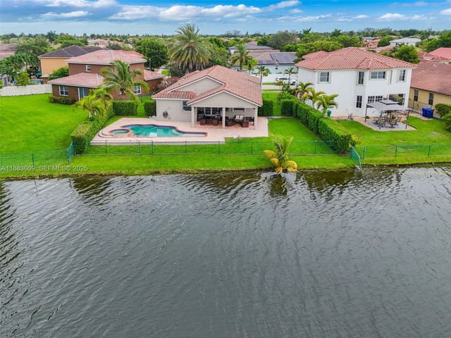 5250 SW 134th Avenue, Miramar, FL 33027