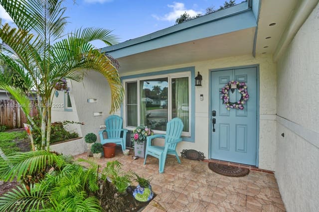 1110 SW 32nd Street, sold in Oak Grove, Fort Lauderdale, FL