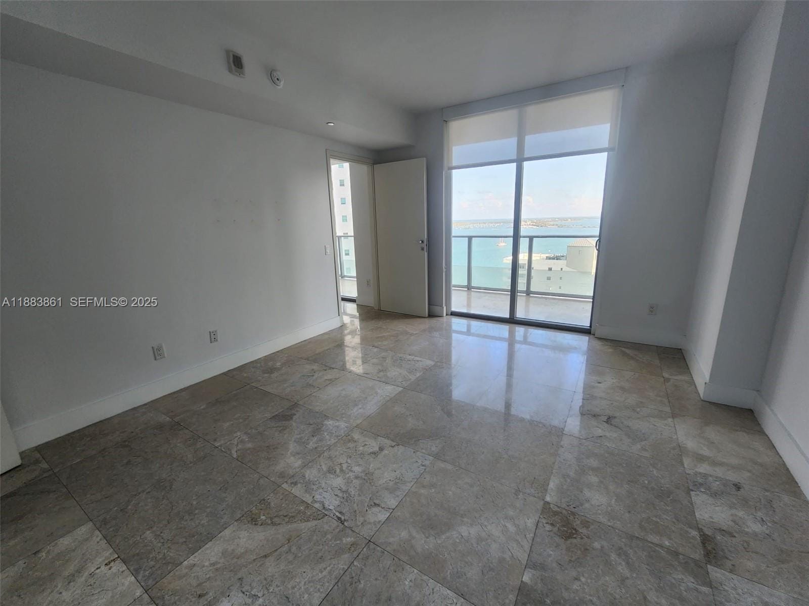 1300 Brickell Bay Drive 2007, Miami, FL 33131 photo 2