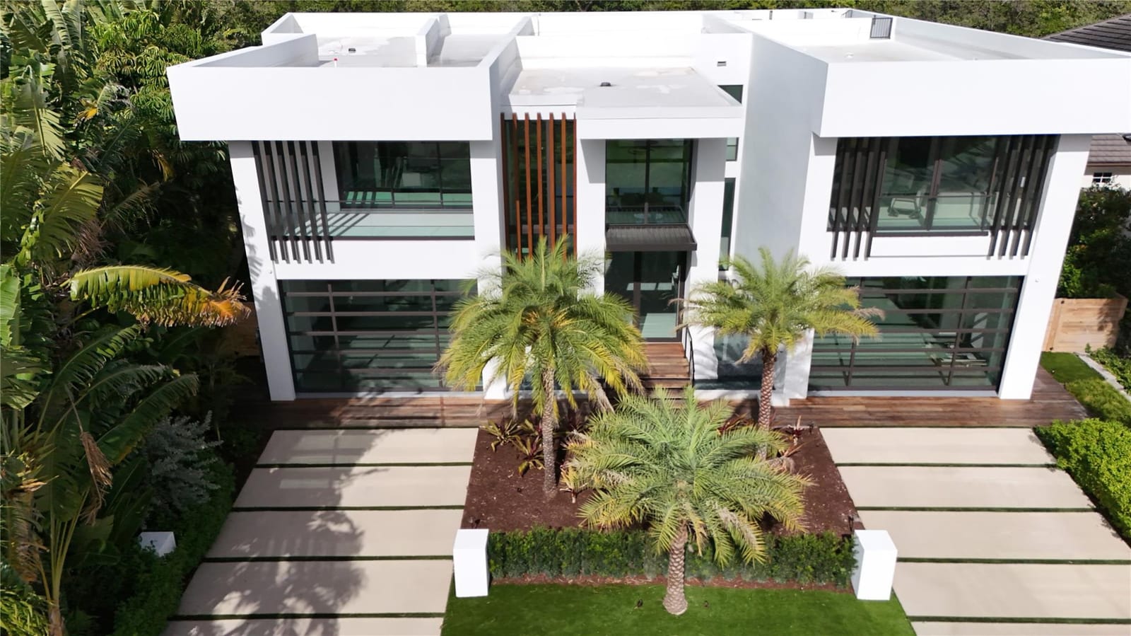 681 Golden Harbour Drive, Boca Raton, FL 33432 photo 3