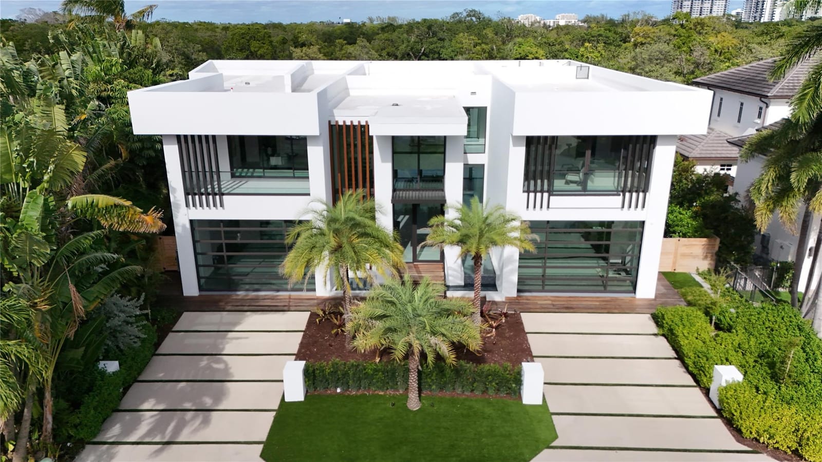 681 Golden Harbour Drive, Boca Raton, FL 33432 photo 4
