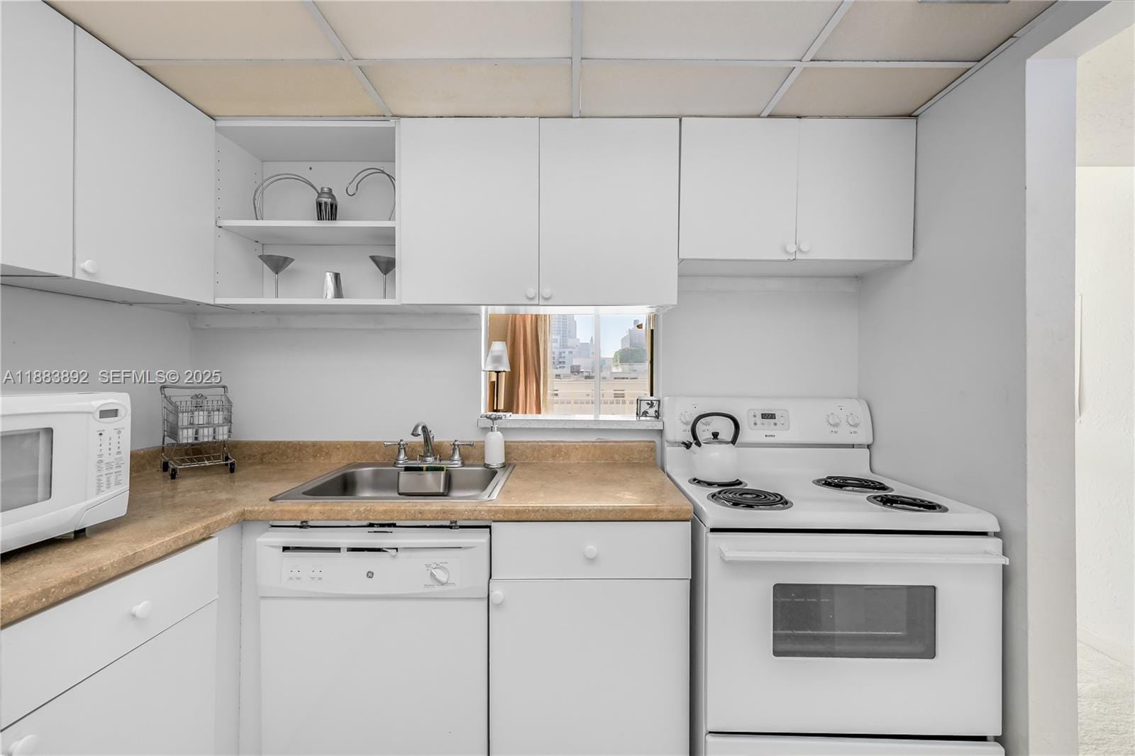 345 Ocean Drive 707, Miami Beach, FL 33139 photo 9